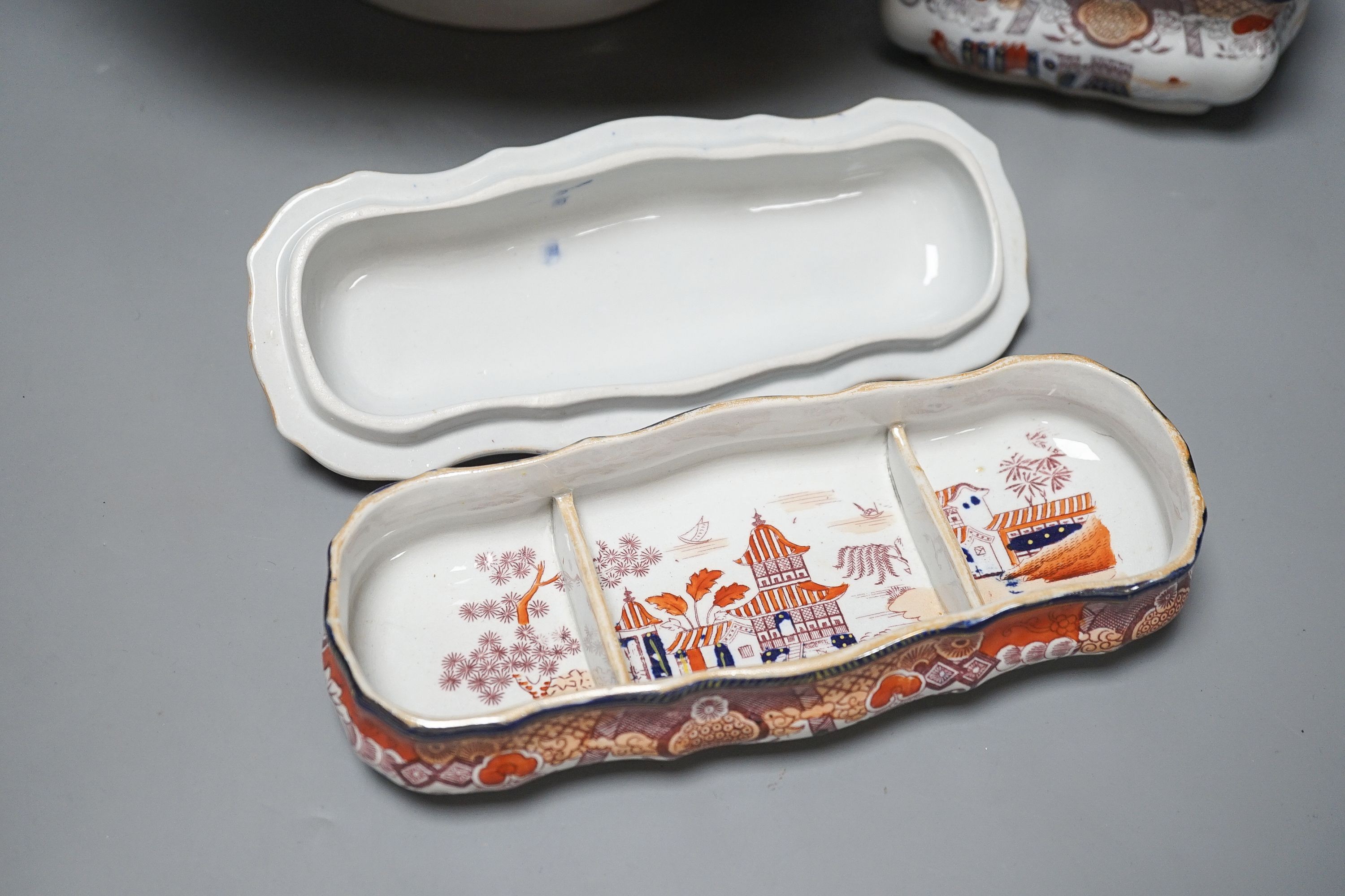 A Victorian ‘Real ironstone china’ toilet set